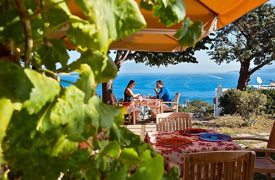 Breakfast - Capri Wine Hotel