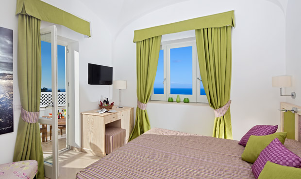 Deluxe rooms - Capri Wine Hotel